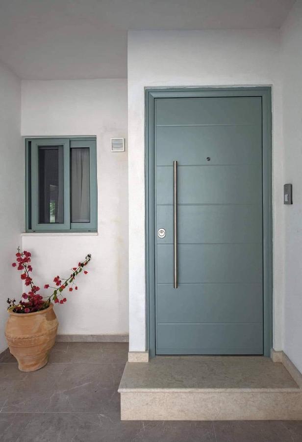 Emyria-Two-Floor Apartment With Roof Terrace 자킨토스 타운 외부 사진